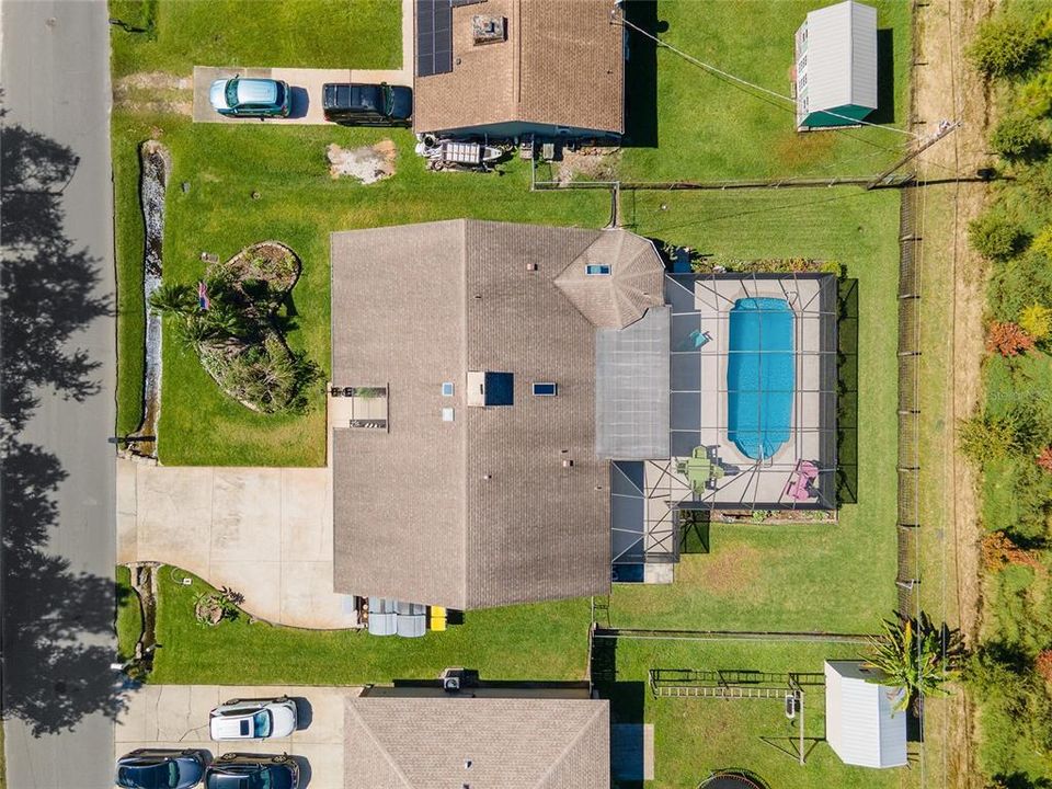 Activo con contrato: $420,000 (3 camas, 2 baños, 1738 Pies cuadrados)