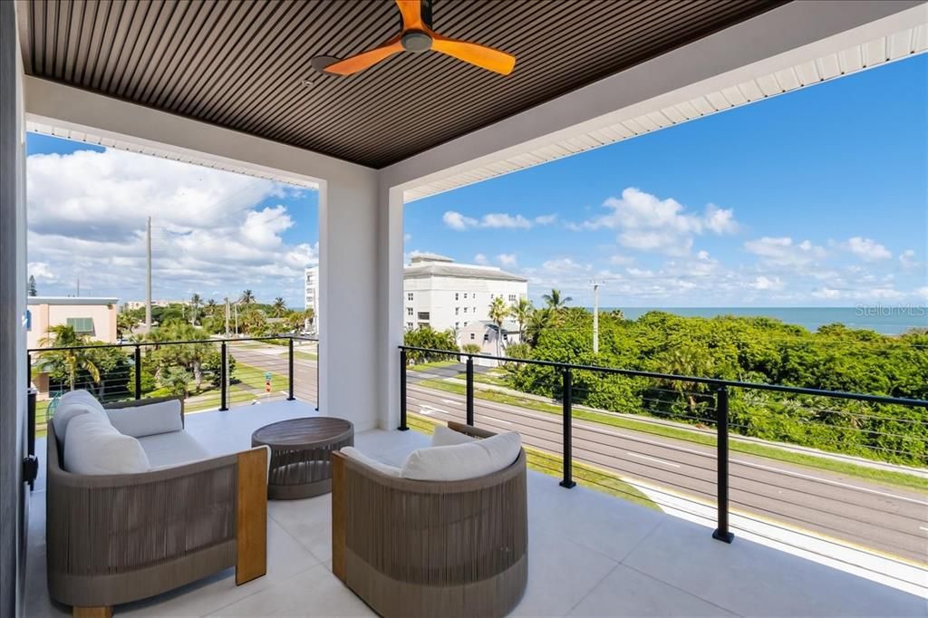 En Venta: $3,500,000 (5 camas, 4 baños, 3526 Pies cuadrados)