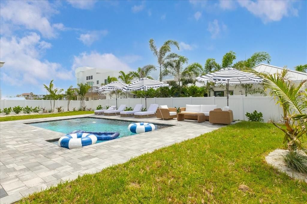 En Venta: $3,500,000 (5 camas, 4 baños, 3526 Pies cuadrados)