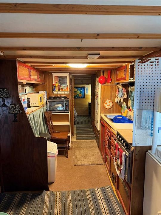 For Sale: $39,900 (1 beds, 1 baths, 504 Square Feet)