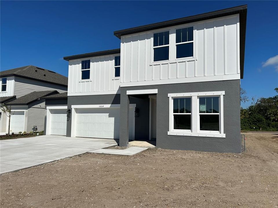 Active With Contract: $528,308 (5 beds, 3 baths, 2725 Square Feet)