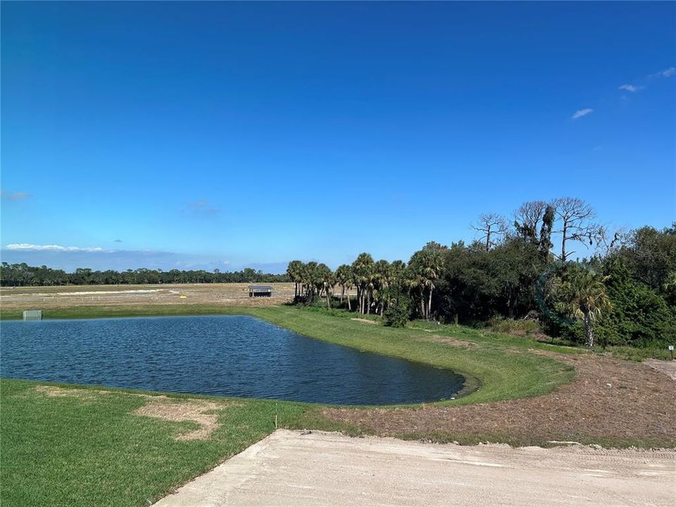 Active With Contract: $528,308 (5 beds, 3 baths, 2725 Square Feet)