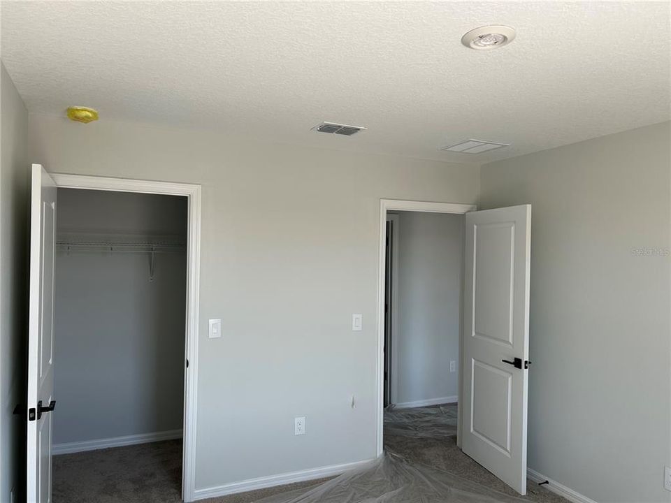 Active With Contract: $528,308 (5 beds, 3 baths, 2725 Square Feet)