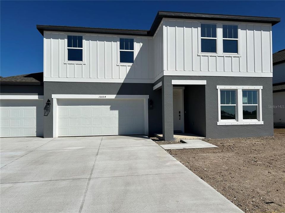 Active With Contract: $528,308 (5 beds, 3 baths, 2725 Square Feet)