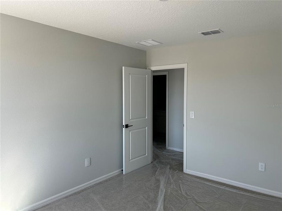 Active With Contract: $528,308 (5 beds, 3 baths, 2725 Square Feet)