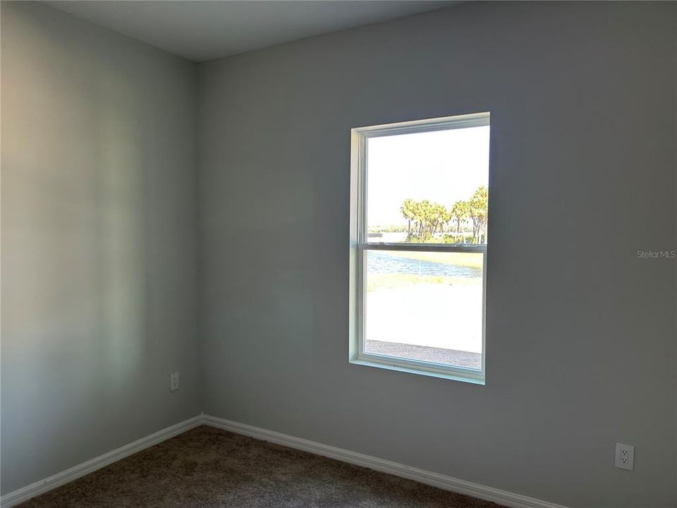 Active With Contract: $528,308 (5 beds, 3 baths, 2725 Square Feet)