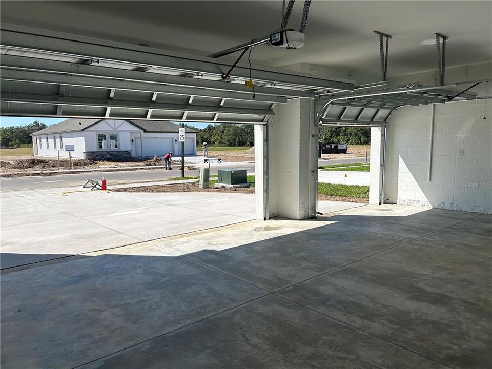 Active With Contract: $528,308 (5 beds, 3 baths, 2725 Square Feet)