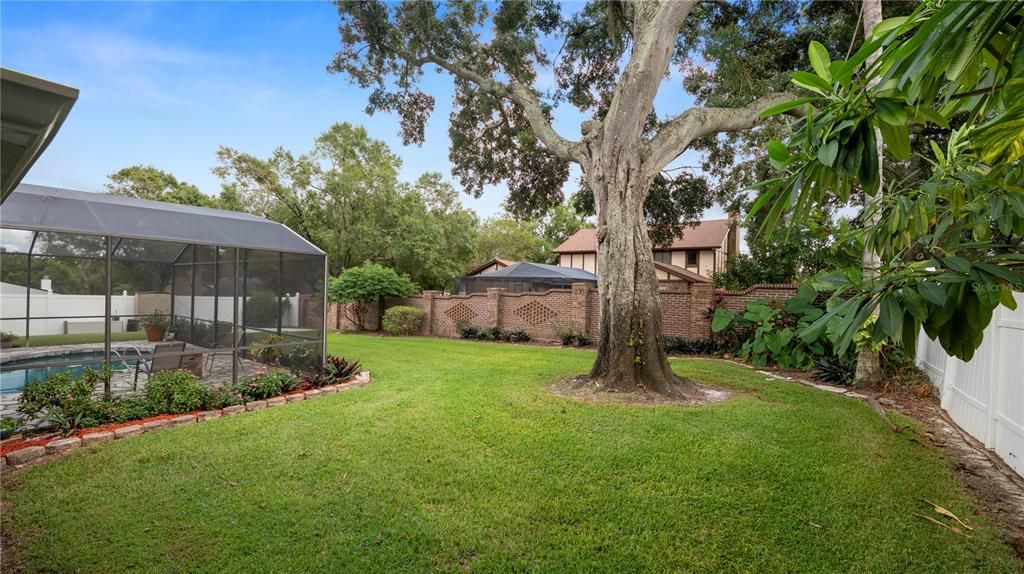 Active With Contract: $624,900 (5 beds, 3 baths, 3150 Square Feet)