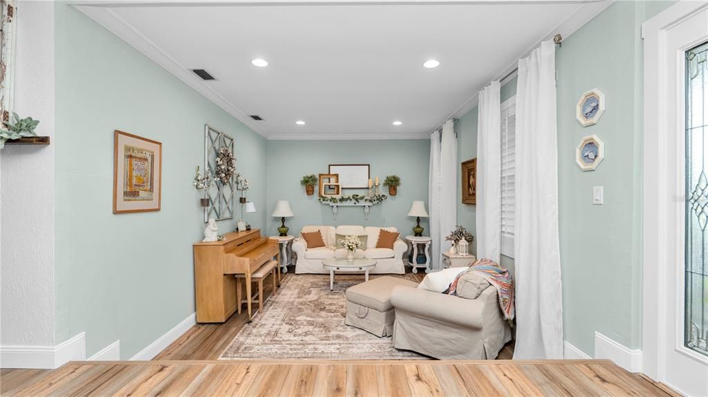 Active With Contract: $624,900 (5 beds, 3 baths, 3150 Square Feet)