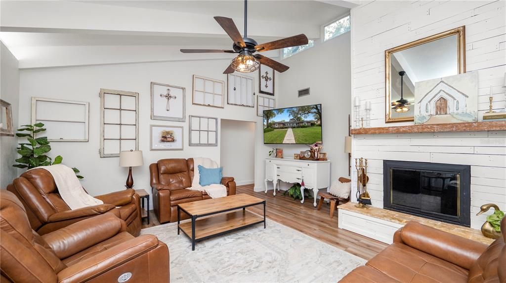 Active With Contract: $624,900 (5 beds, 3 baths, 3150 Square Feet)