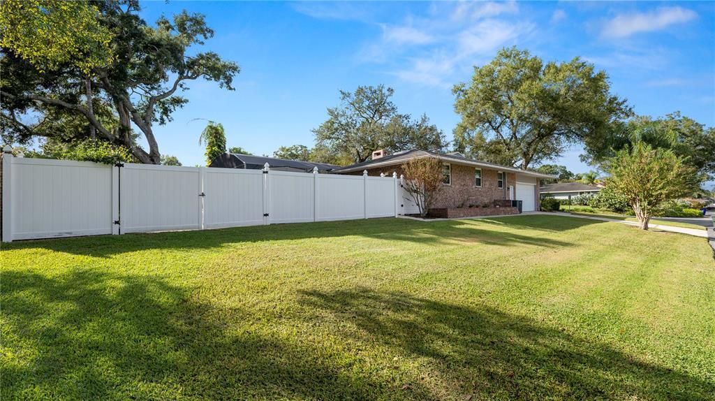 Active With Contract: $624,900 (5 beds, 3 baths, 3150 Square Feet)