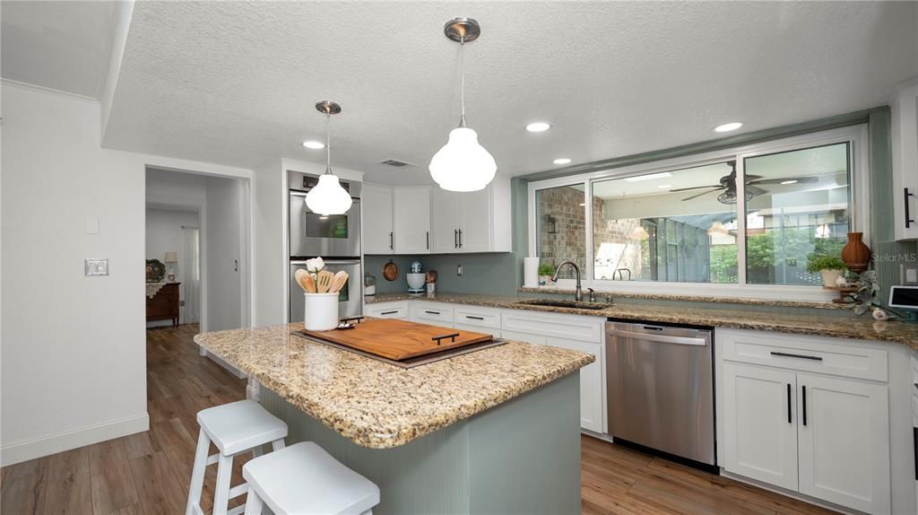 Active With Contract: $624,900 (5 beds, 3 baths, 3150 Square Feet)