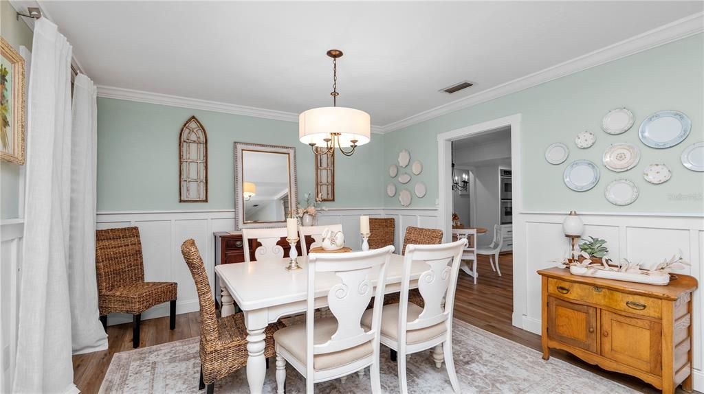 Active With Contract: $624,900 (5 beds, 3 baths, 3150 Square Feet)