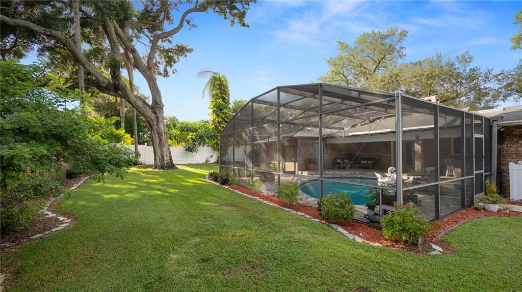 Active With Contract: $624,900 (5 beds, 3 baths, 3150 Square Feet)