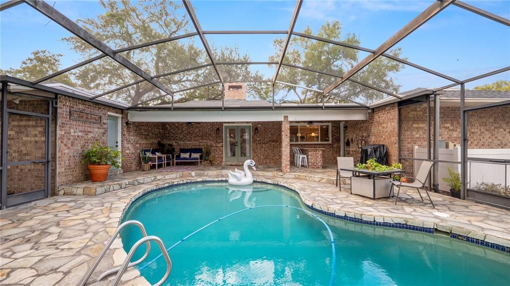 Active With Contract: $624,900 (5 beds, 3 baths, 3150 Square Feet)