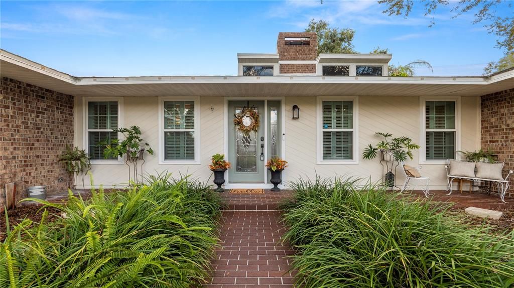 Active With Contract: $624,900 (5 beds, 3 baths, 3150 Square Feet)