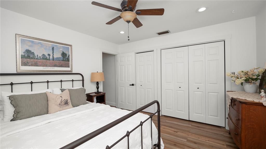 Active With Contract: $624,900 (5 beds, 3 baths, 3150 Square Feet)