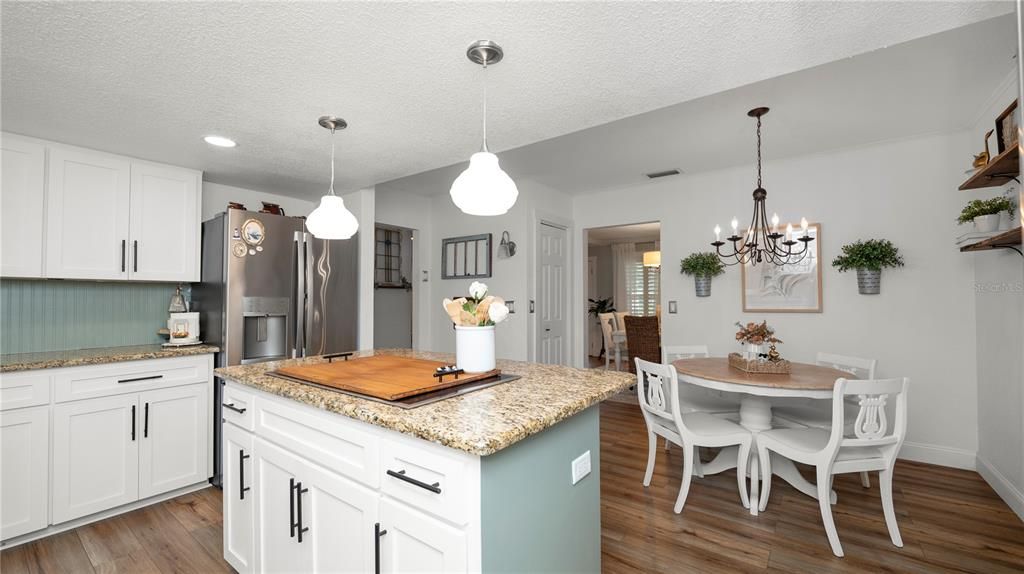 Active With Contract: $624,900 (5 beds, 3 baths, 3150 Square Feet)