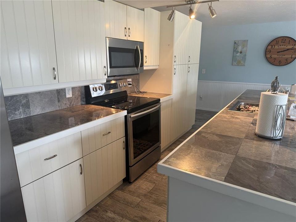 На продажу: $132,000 (1 спален, 1 ванн, 575 Квадратных фут)