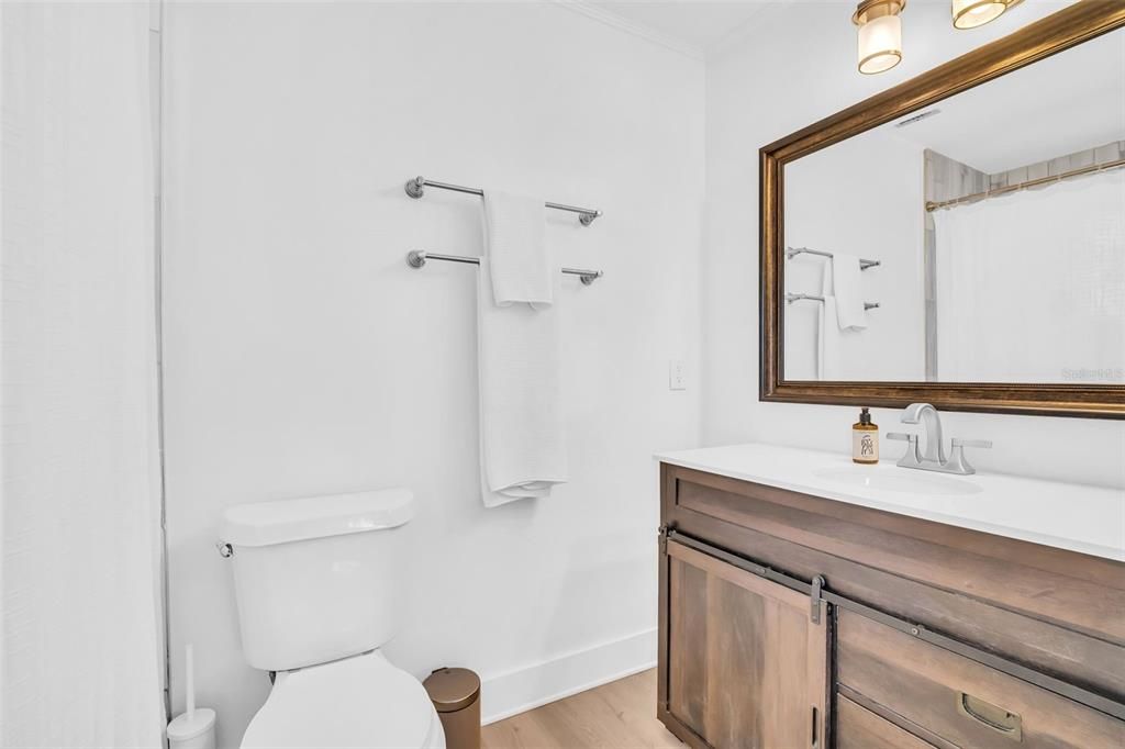 For Sale: $595,000 (3 beds, 3 baths, 1708 Square Feet)