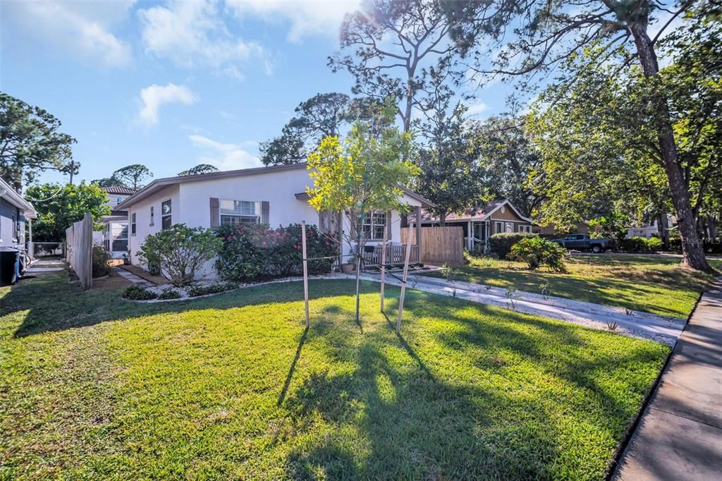 For Sale: $595,000 (3 beds, 3 baths, 1708 Square Feet)