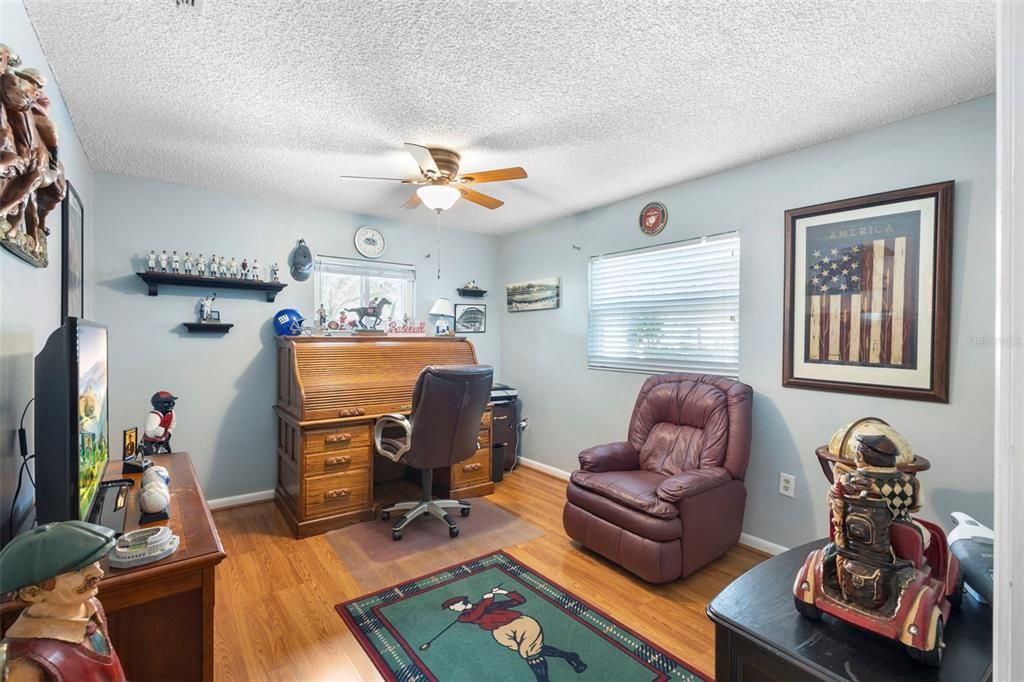 Active With Contract: $400,000 (3 beds, 2 baths, 1511 Square Feet)