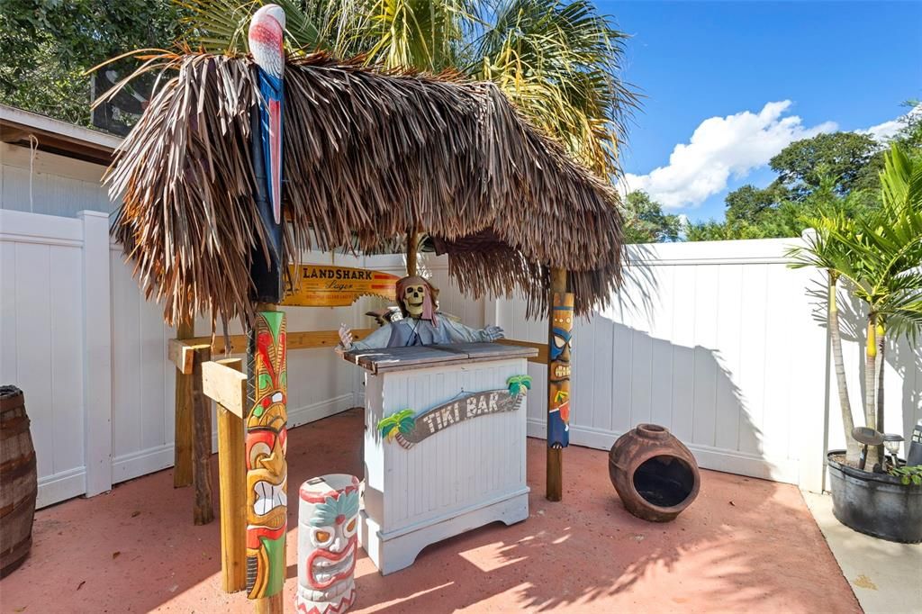 Active With Contract: $400,000 (3 beds, 2 baths, 1511 Square Feet)