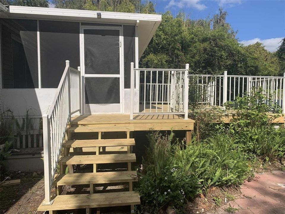 待售: $240,000 (4 贝兹, 2 浴室, 2280 平方英尺)