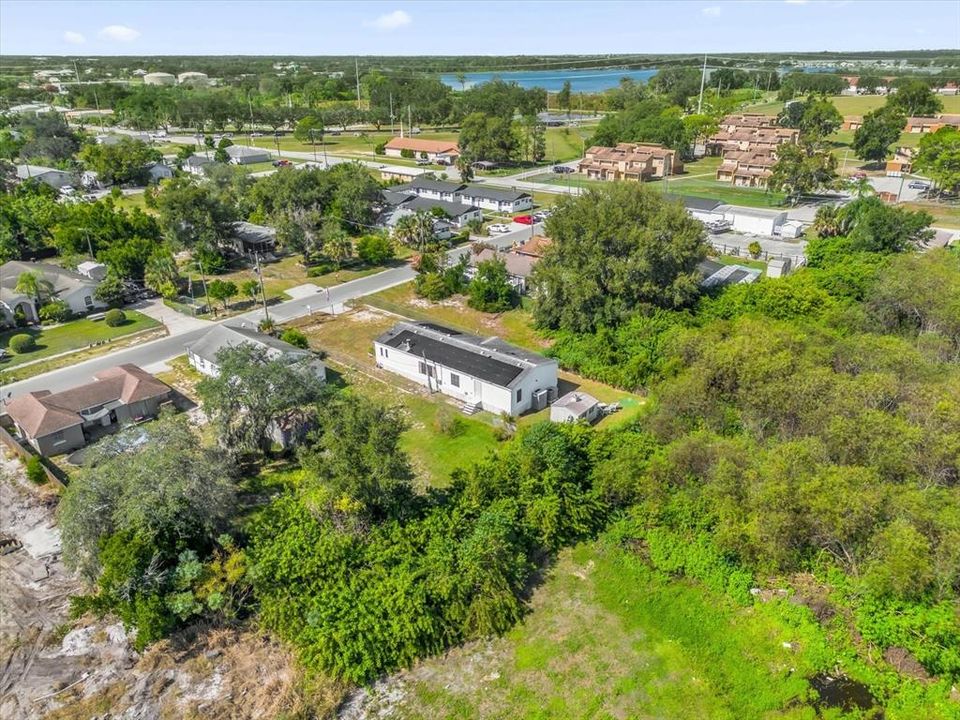 Activo con contrato: $200,000 (3 camas, 2 baños, 1792 Pies cuadrados)