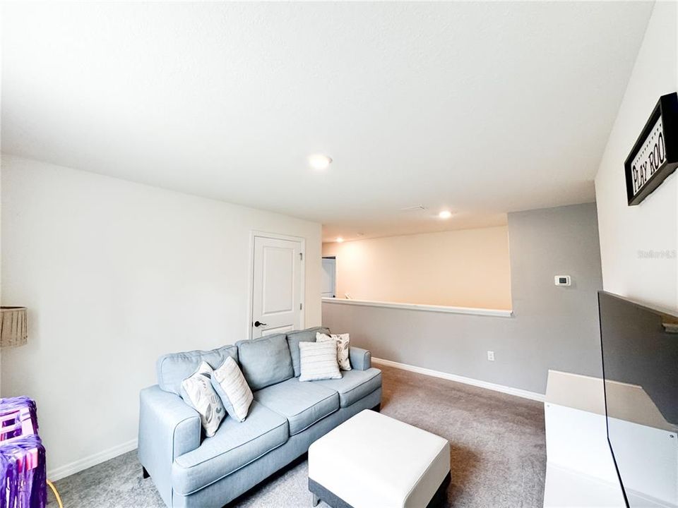 На продажу: $424,900 (5 спален, 3 ванн, 2605 Квадратных фут)