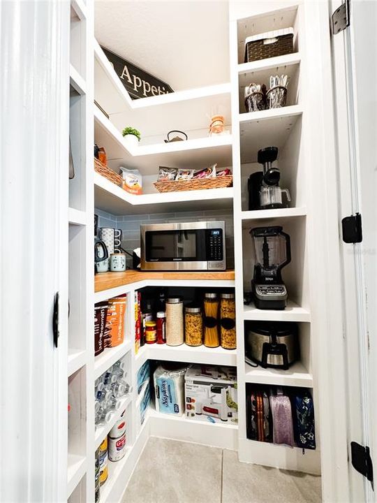 На продажу: $424,900 (5 спален, 3 ванн, 2605 Квадратных фут)