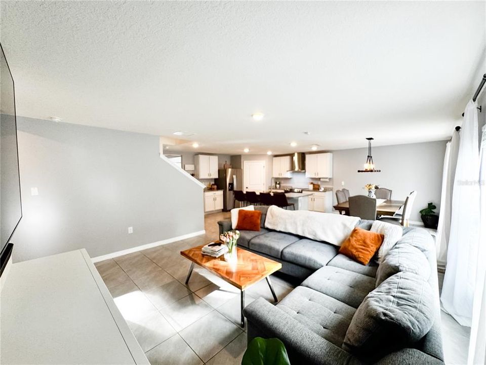 На продажу: $424,900 (5 спален, 3 ванн, 2605 Квадратных фут)