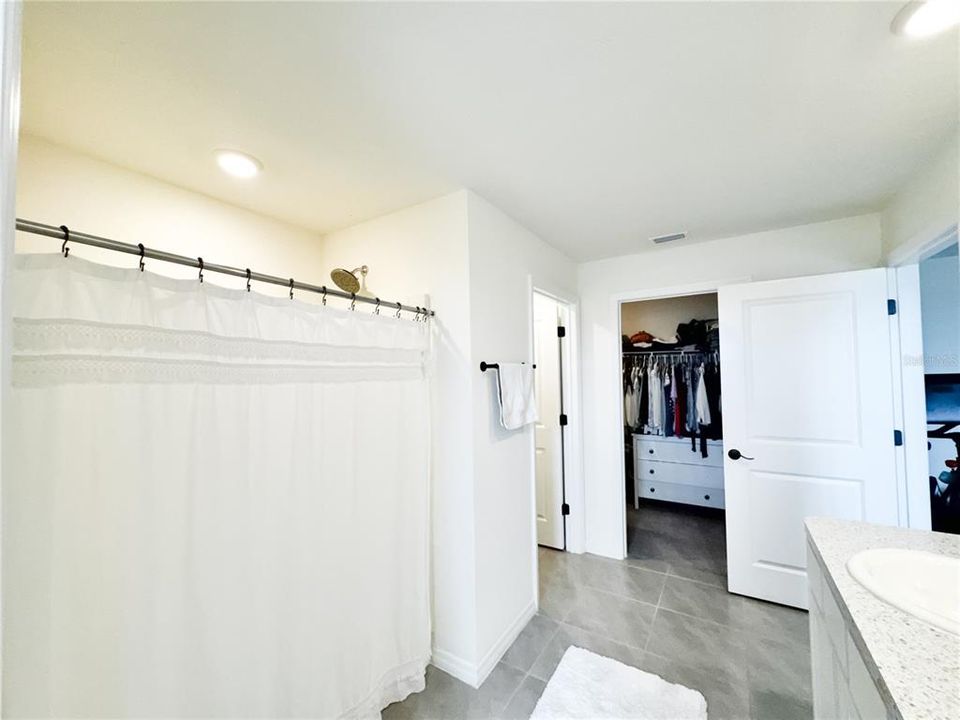 На продажу: $424,900 (5 спален, 3 ванн, 2605 Квадратных фут)