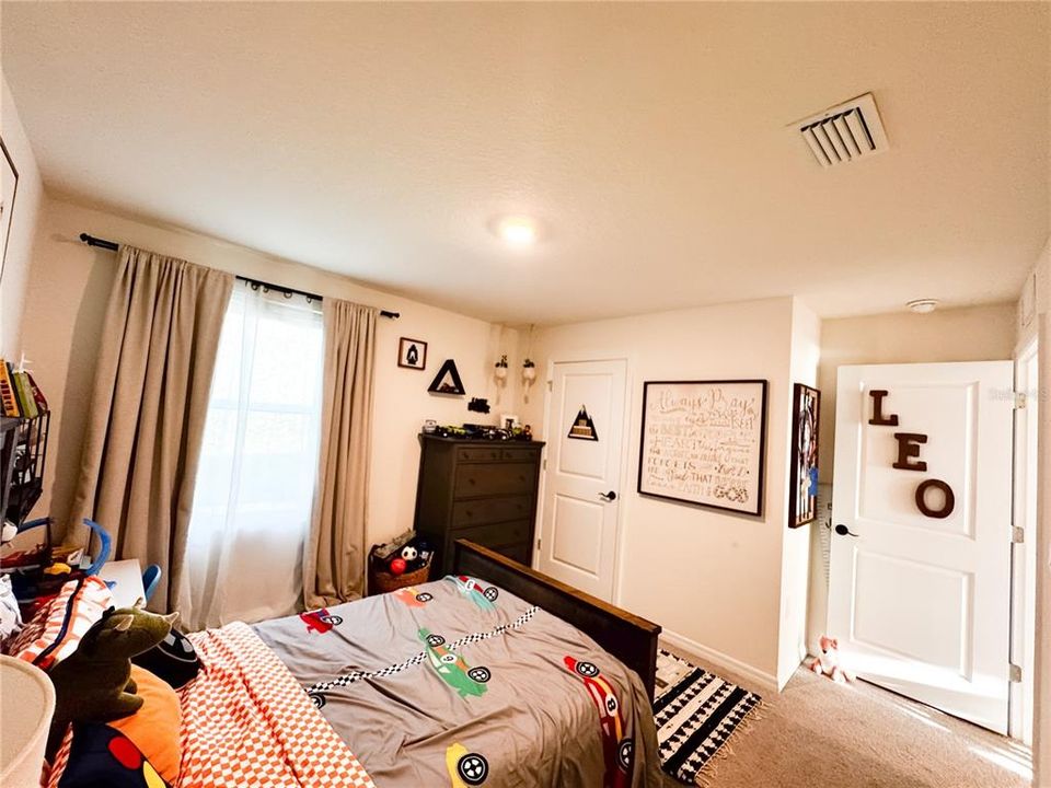 На продажу: $424,900 (5 спален, 3 ванн, 2605 Квадратных фут)