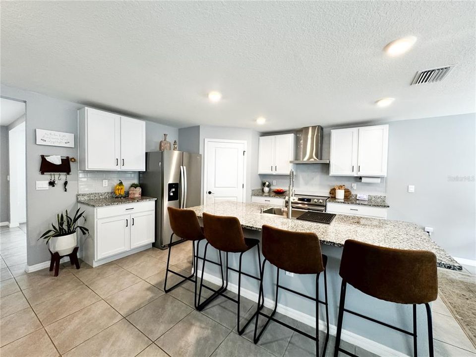 На продажу: $424,900 (5 спален, 3 ванн, 2605 Квадратных фут)