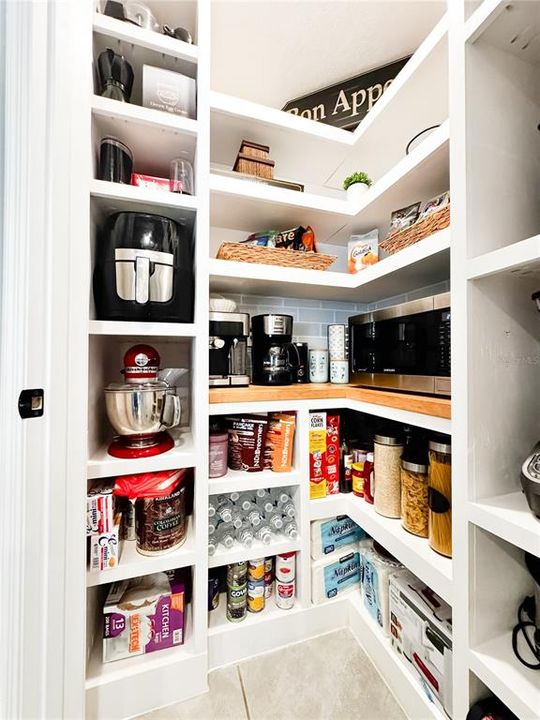 На продажу: $424,900 (5 спален, 3 ванн, 2605 Квадратных фут)