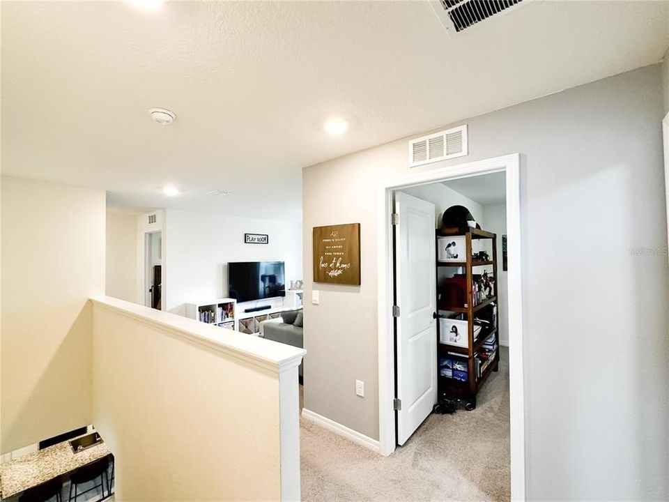 На продажу: $424,900 (5 спален, 3 ванн, 2605 Квадратных фут)