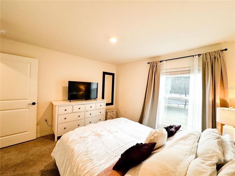 На продажу: $424,900 (5 спален, 3 ванн, 2605 Квадратных фут)