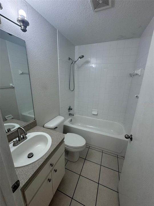 En Renta: $1,249 (2 camas, 1 baños, 800 Pies cuadrados)