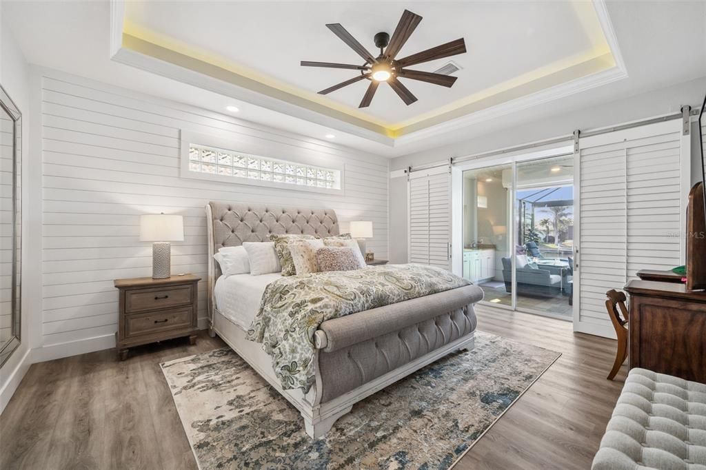 Active With Contract: $950,000 (3 beds, 2 baths, 2160 Square Feet)