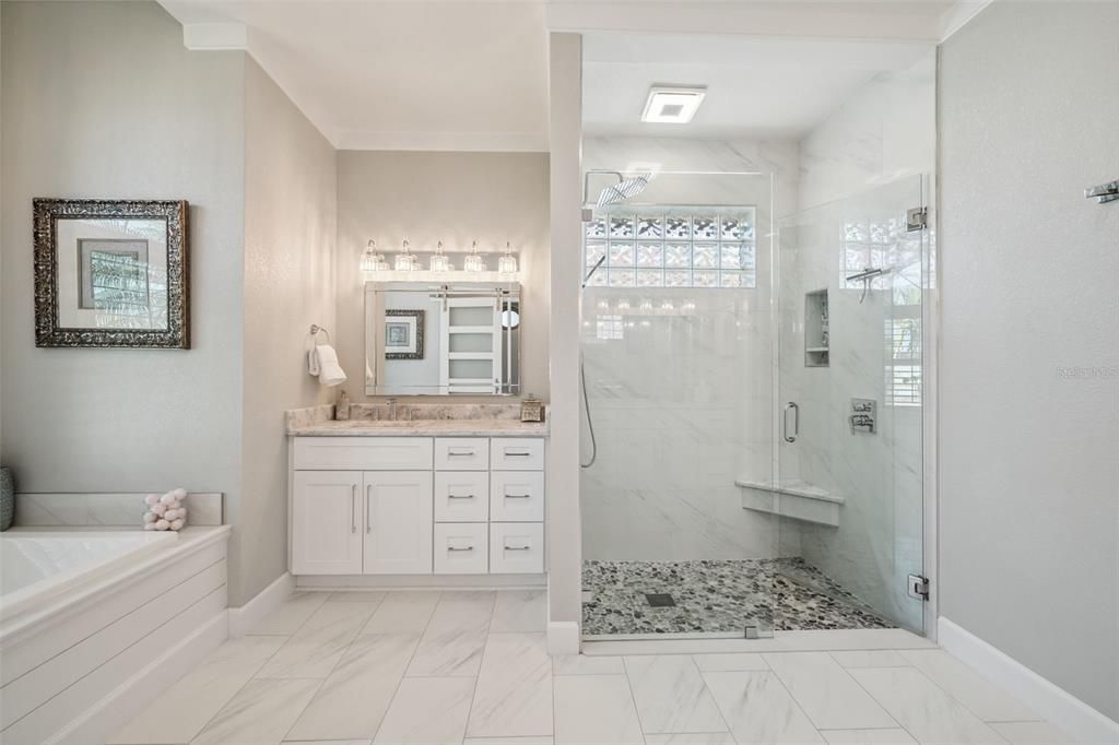 Active With Contract: $950,000 (3 beds, 2 baths, 2160 Square Feet)