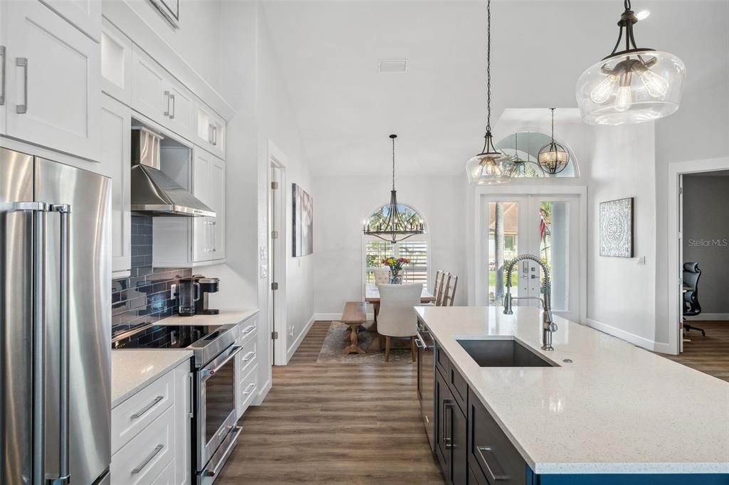 Active With Contract: $950,000 (3 beds, 2 baths, 2160 Square Feet)