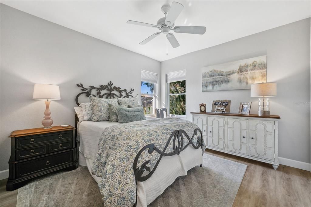 Active With Contract: $950,000 (3 beds, 2 baths, 2160 Square Feet)