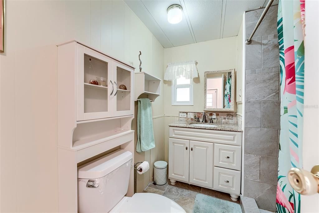 待售: $179,000 (2 贝兹, 2 浴室, 672 平方英尺)