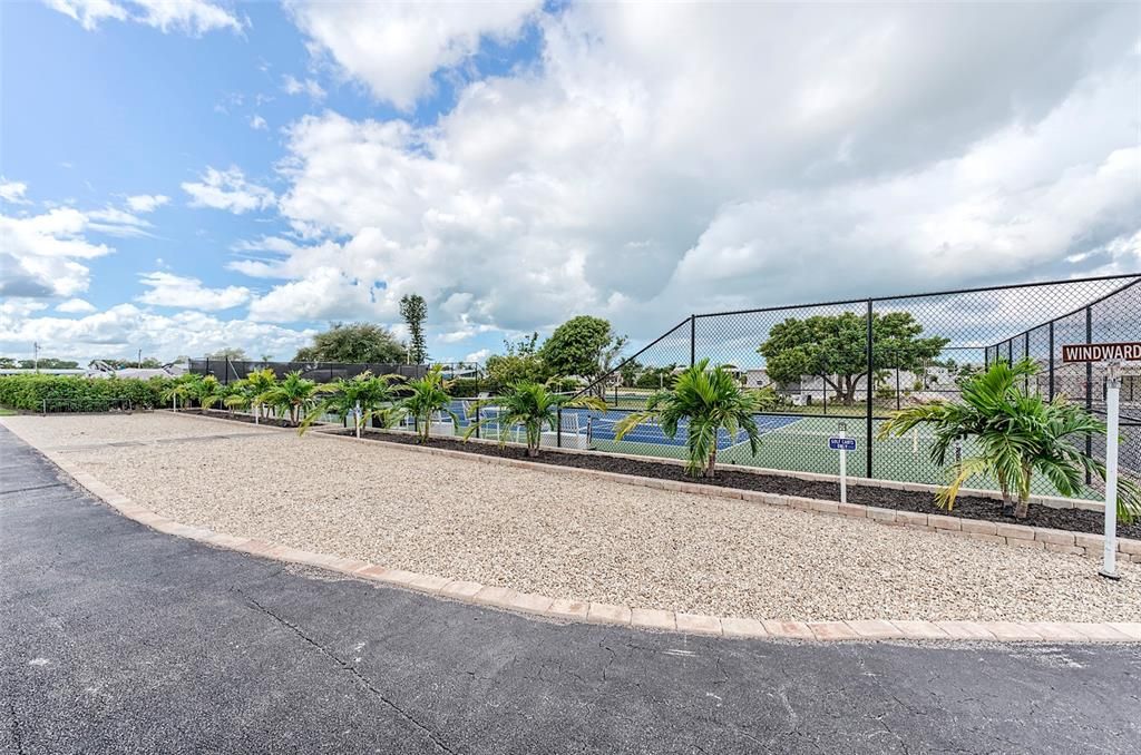 待售: $179,000 (2 贝兹, 2 浴室, 672 平方英尺)