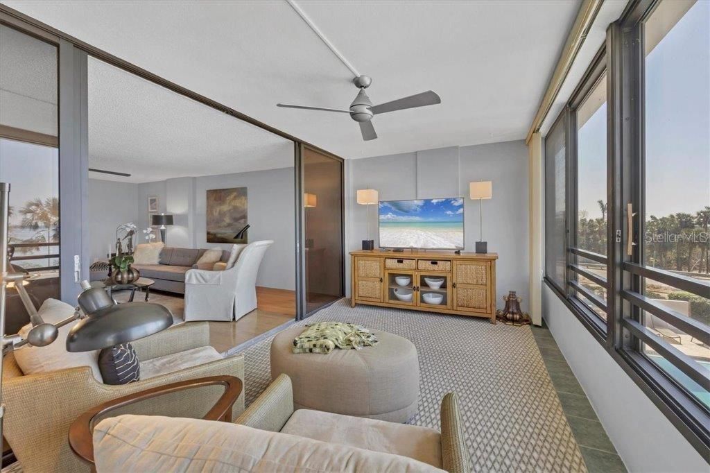 Active With Contract: $789,000 (2 beds, 2 baths, 1477 Square Feet)