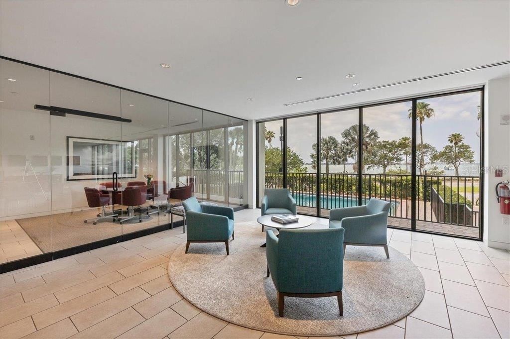 Active With Contract: $789,000 (2 beds, 2 baths, 1477 Square Feet)