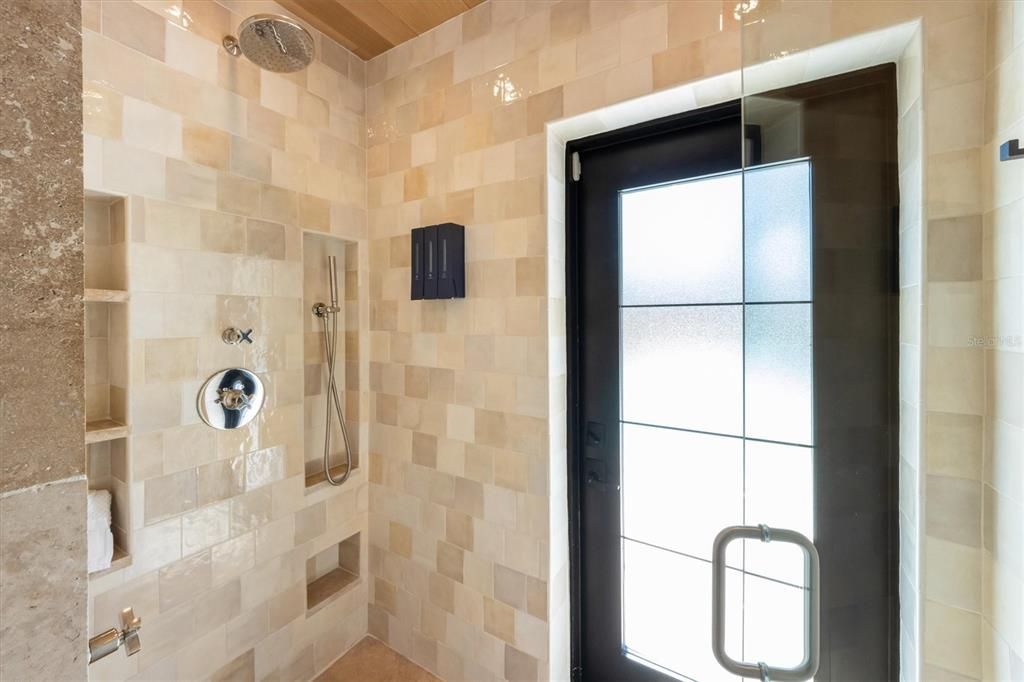 En Venta: $1,650,000 (2 camas, 2 baños, 1168 Pies cuadrados)