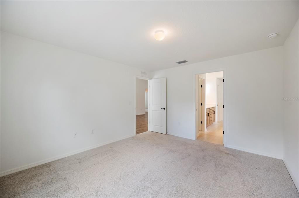 待售: $279,900 (3 贝兹, 2 浴室, 1447 平方英尺)