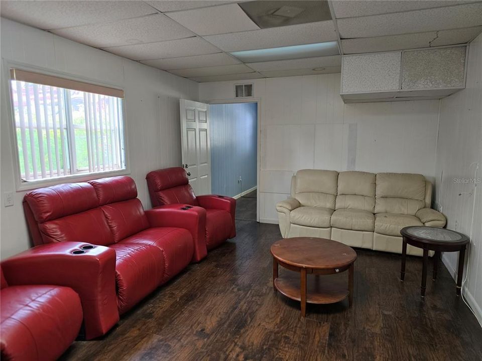 For Sale: $520,000 (0 beds, 0 baths, 1875 Square Feet)